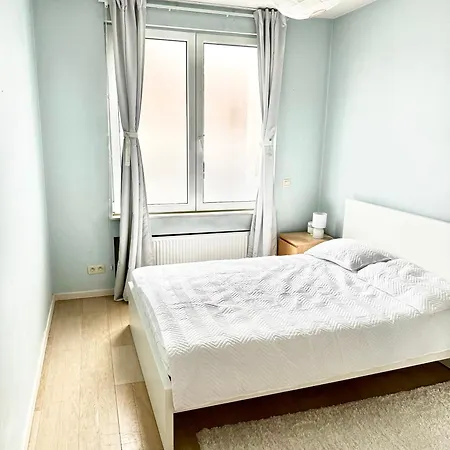 Beautiful 2 Bedroom Familiar Luxury * بروكسل