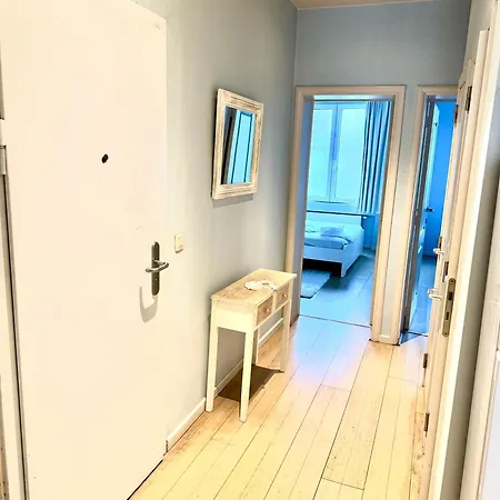 Beautiful 2 Bedroom Familiar Luxury *