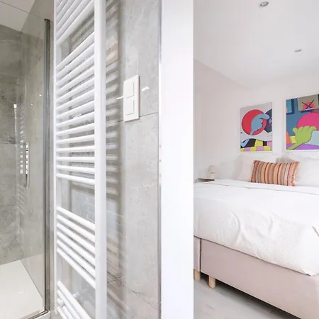 Flats De La Trinite Apartman
