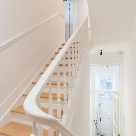 Self Check In For 2 In Heart Of Trendy Saint-gilles *