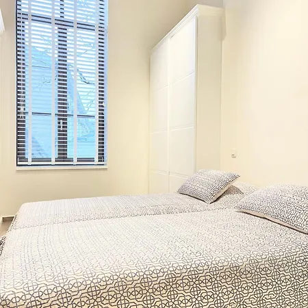 Luxury On Rue Haute Brussels