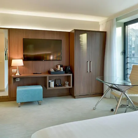 Courtyard By Marriott Eu 4* Brüksel