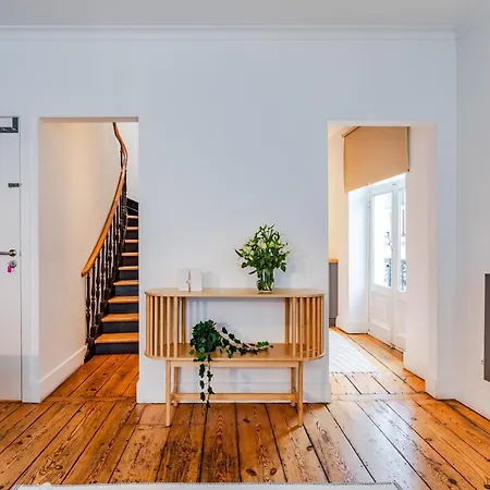 Modern Flat Near Grand Place