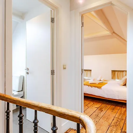 Modern Flat Near Grand Place Bruksela