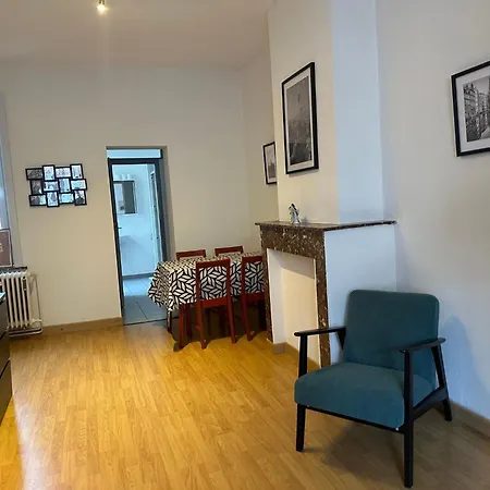 شقة Charming Uccle With Views