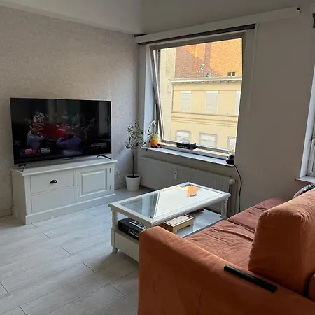 Lovely Next To European Area Bruxelas