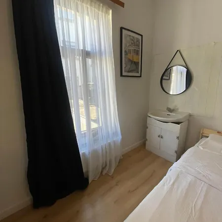 Séjour chez l'habitant Coliving - Sharing Space Eu *