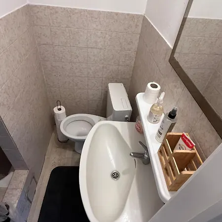 Cozy And Perfectly Located Apartment
