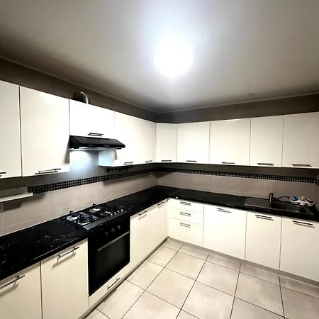 Lux Apartman *