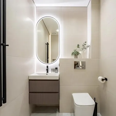 Light And Modern Place Брюссель