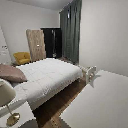 Cosy Near Europeen Union *