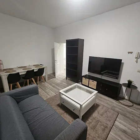 Cosy Near Europeen Union 아파트 브뤼셀