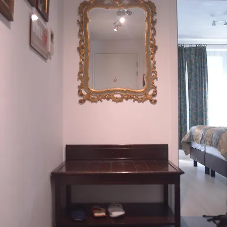 1br Metro Hopital Erasme Bordet Handicapt Friendly Брюссель