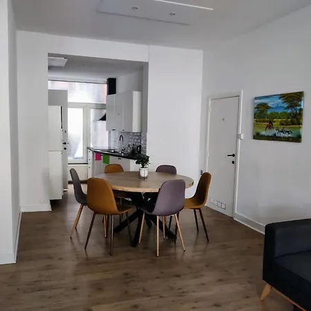 Flat Grand Place בריסל