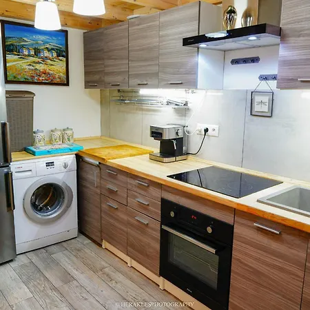 Magical Double Bedroom Duplex דירה בריסל