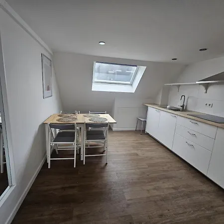 Apartment Cosy Near Europeen Union #2