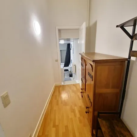 Sauna, Atomium, Expo Brussels, Stadium Roi Baudoin, Kinepolis, Planetarium, Centre *