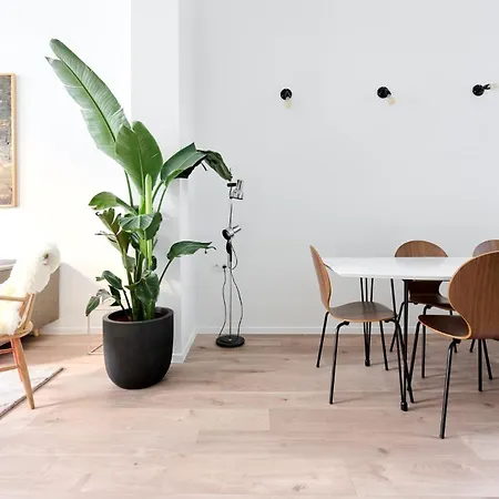 Vila Maison Bruxelloise De 9