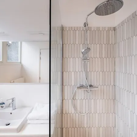 Floor New Duplex Stunning View In Trendy St Gilles 브뤼셀