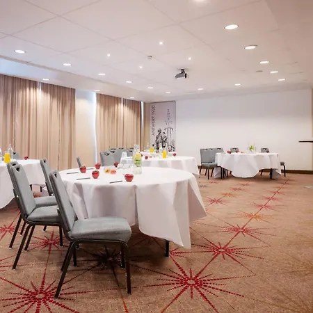Hotel Courtyard By Marriott Brussels 4*
