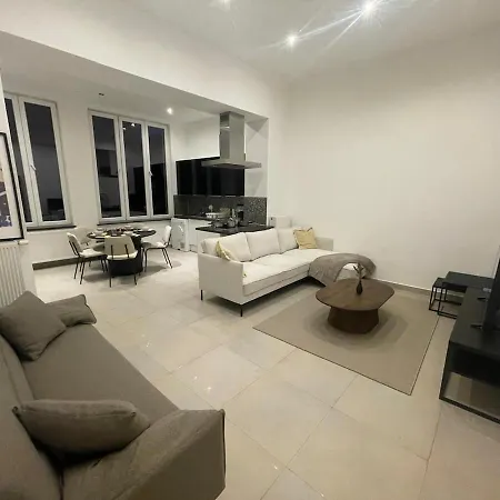 Cozy And Luxurious In Brussels, Laeken