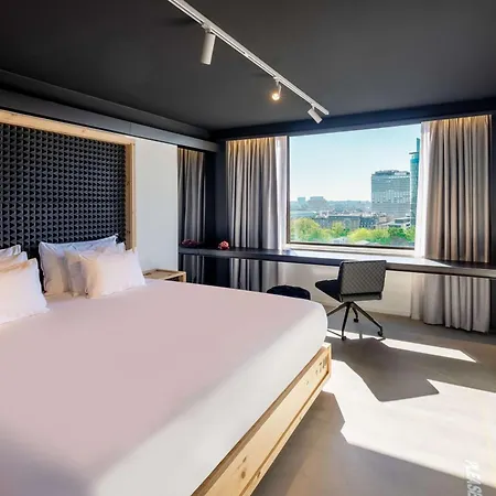 Hotel Nhow 4*