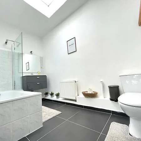 Apartman Beautiful & Charming Eu District