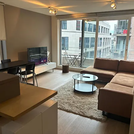 شقة Comfortable Two Bedroom In Center