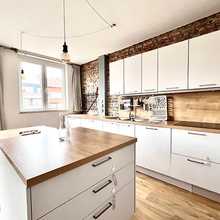 Bright & Stylish In Nature 布鲁塞尔