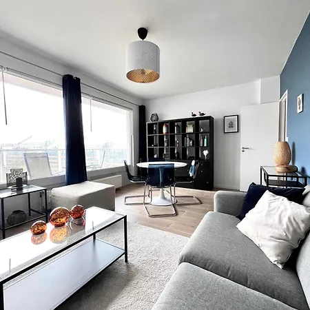 Elegant 2pcs Proche דירה *