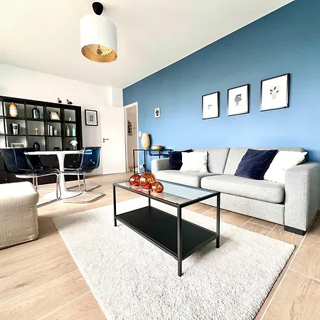 Elegant 2pcs Proche דירה *