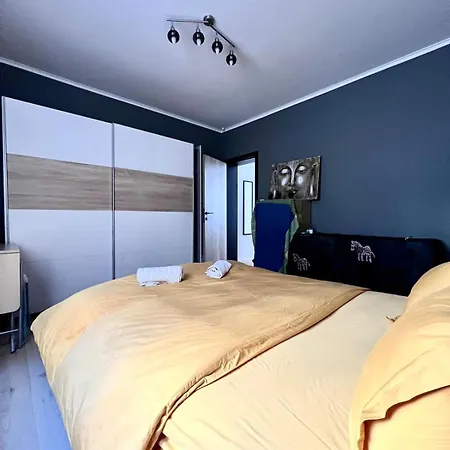 Midi Station - 6 Pers Comfort Apartment