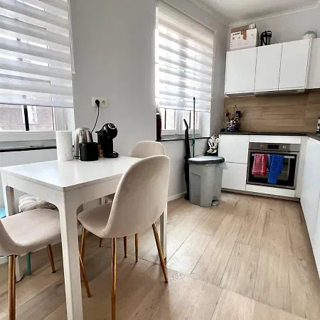Midi Station - 6 Pers Comfort Apartment *