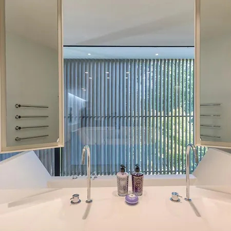 The Luxury Glass Manor Villa Brussel
