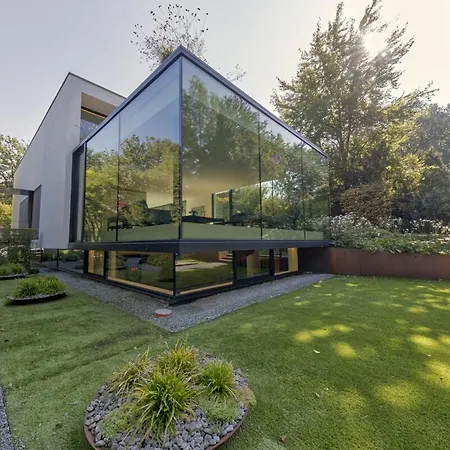 The Luxury Glass Manor ヴィラ ブリュッセル