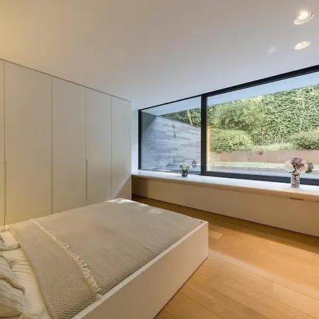 Villa The Luxury Glass Manor Brussel