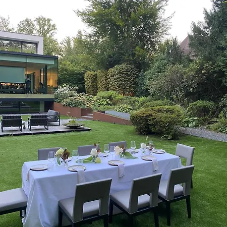 The Luxury Glass Manor ヴィラ ブリュッセル