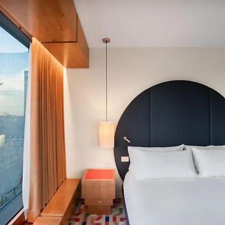 The Standard, Hotel Bruselas