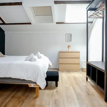 Absolute Charm 3 Bedroom 3 Bathroom With Ac Eu District Bruxelas