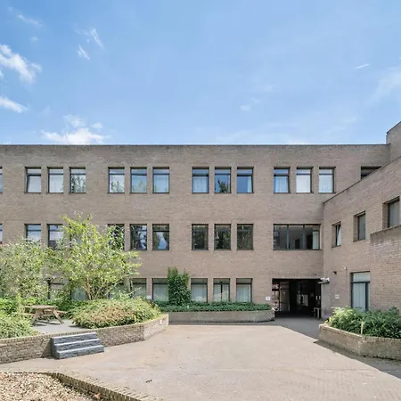 One Bedroom Near North Station