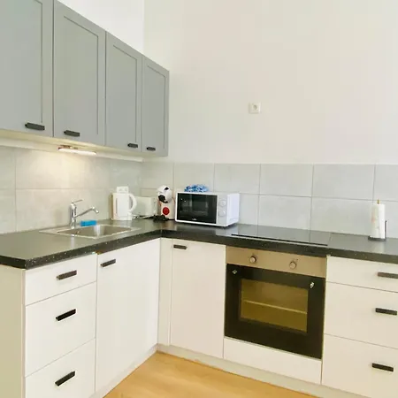 Calme Et Lumineux A Uccle *