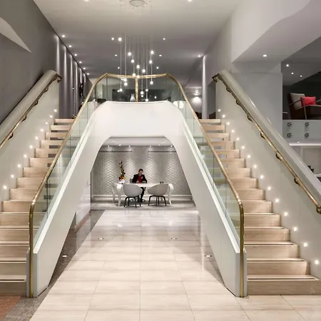 Nh Collection Centre 4*