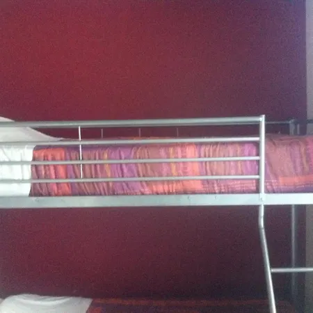 Hostel The82 *