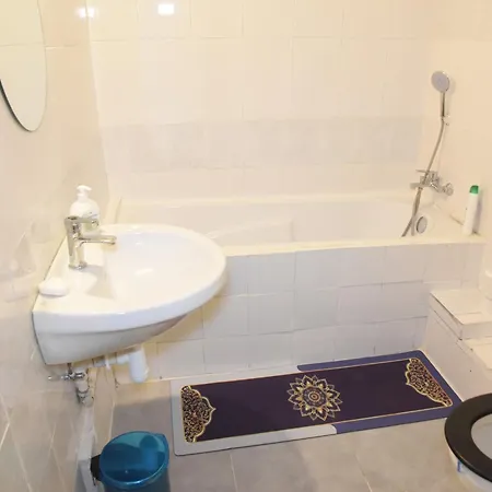 公寓 Confort Accueillant 8 A 10 Personnes - Touristique A 布鲁塞尔