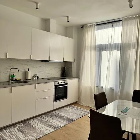 Bora * Брюссель