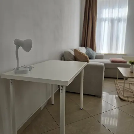 Proche Du Centre De 5 Personnes Apartmán