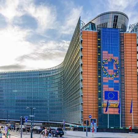 Mas Europe By Sweett Брюссель