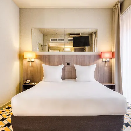 Alma Grand Place Hotel