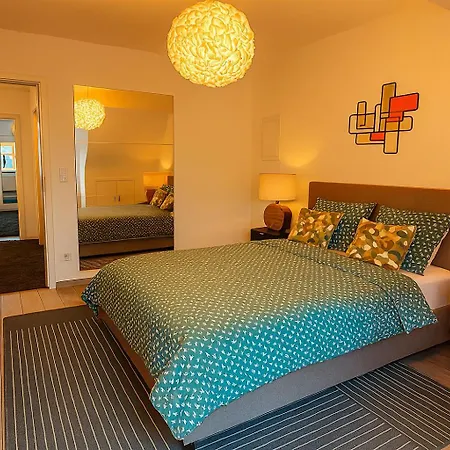 Апартаменты Quiet Oasis *