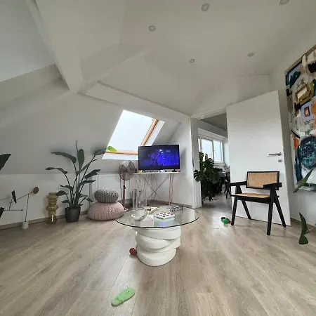 Apartment Modern Loft Near Eu Institutions *